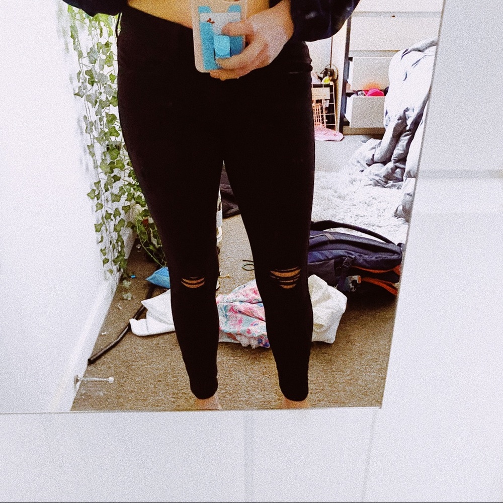 Ripped Black Jeggings